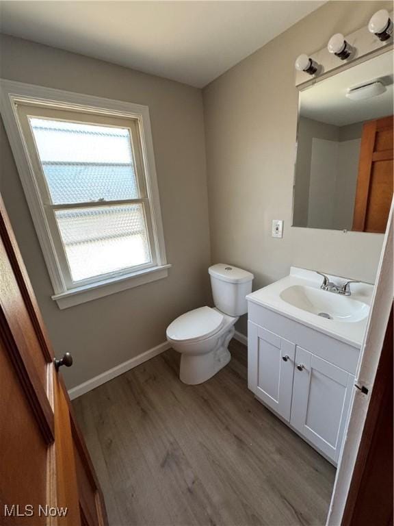 4704 Morningside Dr, Cleveland, OH 44109 - photo 11