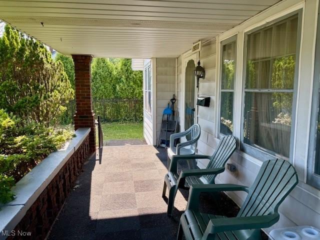 19510 Gardenview Dr, Maple Heights, OH 44137 - view of patio