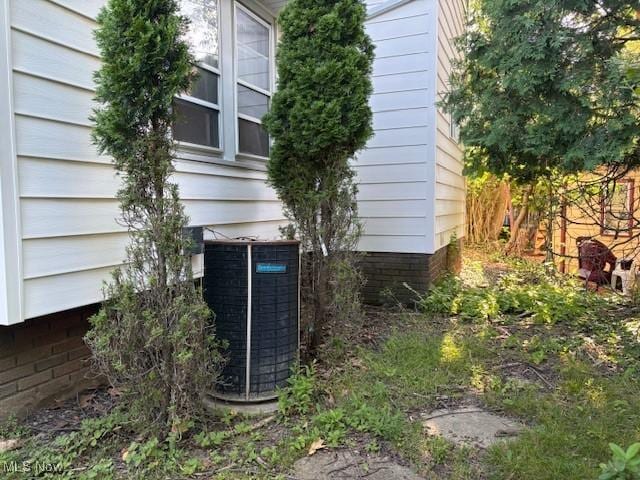 19510 Gardenview Dr, Maple Heights, OH 44137 - exterior view of a central air condition unit