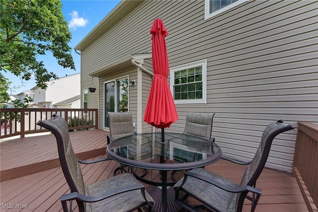 184 Creekledge Ln, Copley, OH 44321 - deck featuring outdoor dining area