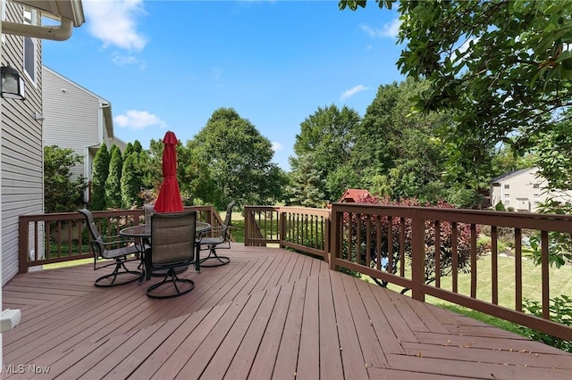 184 Creekledge Ln, Copley, OH 44321 - wooden deck featuring outdoor dining area