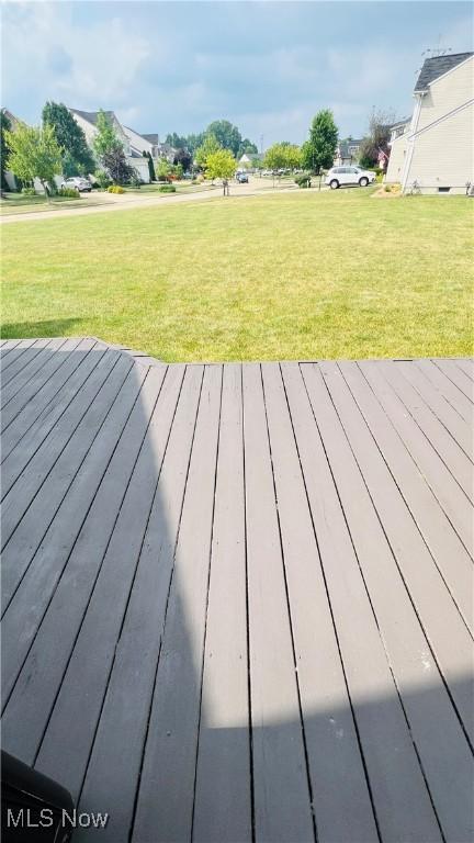 116 Ledgestone Ct, Berea, OH 44017 - wooden terrace featuring a lawn