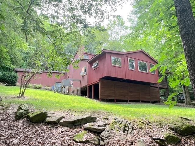 10993 Kleski Rd SE, Uhrichsville, OH 44683 - photo 1