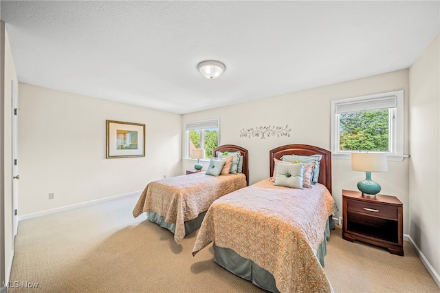 11275 Beechnut Ln, Chardon, OH 44024 - carpeted bedroom featuring baseboards