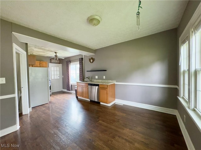 2796 Fairview Pl, Cuyahoga Falls, OH 44221 - photo 10