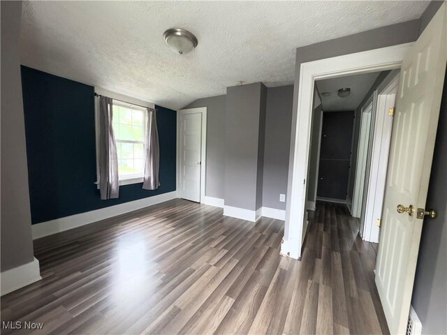 2796 Fairview Pl, Cuyahoga Falls, OH 44221 - photo 17
