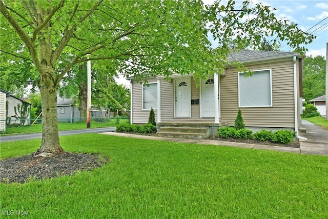 15451547 Tod Ave NW, Warren, OH 44485 - photo 2
