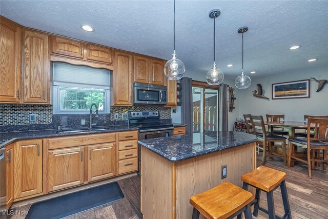 19445 Lunn Rd, Strongsville, OH 44149 - photo 11