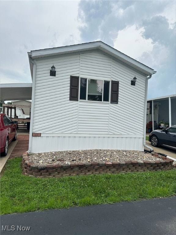 3195 Sugartyme Dr, Zanesville, OH 43701 - photo 1