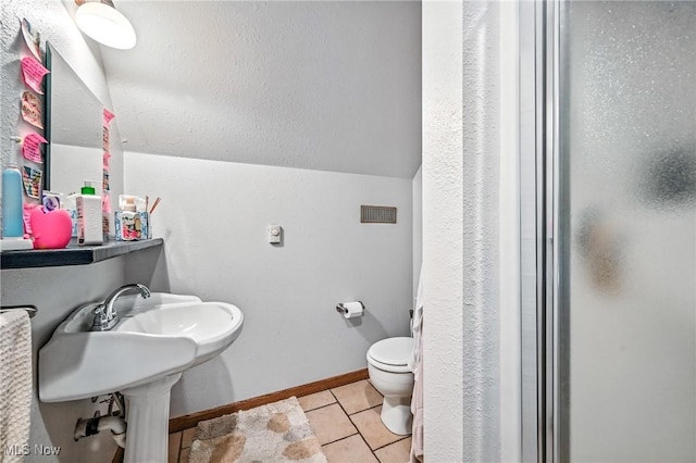 1173 Ridge Rd, Salem, OH 44460 - full bathroom featuring a shower stall and tile patterned floors