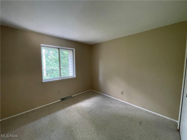 6466 Concord Rd Unit M4, Parma, OH 44134 - unfurnished room featuring carpet flooring and baseboards