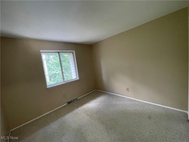 6466 Concord Rd Unit M4, Parma, OH 44134 - carpeted spare room with baseboards