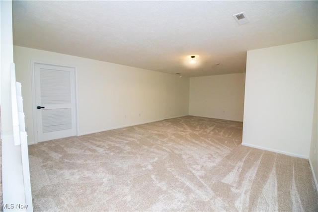 7142 N Oxshire Pl, Concord, OH 44077 - empty room with light colored carpet