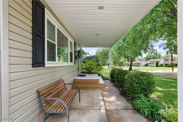 1086 Terrell Dr, Akron, OH 44313 - photo 4