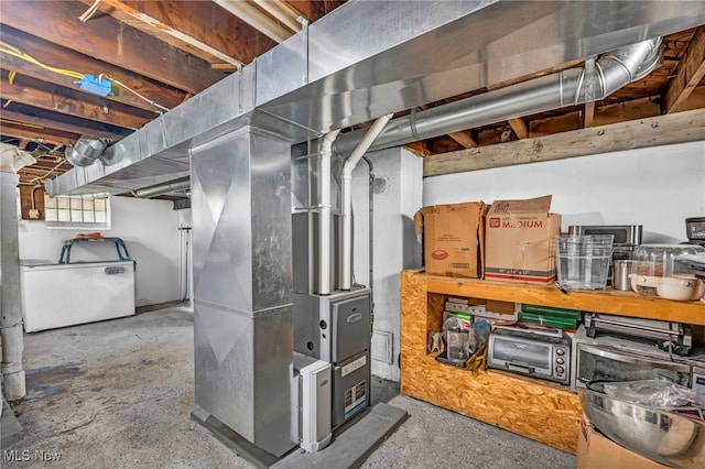 29100 Weber Ave, Wickliffe, OH 44092 - below grade area with washer / dryer and heating unit
