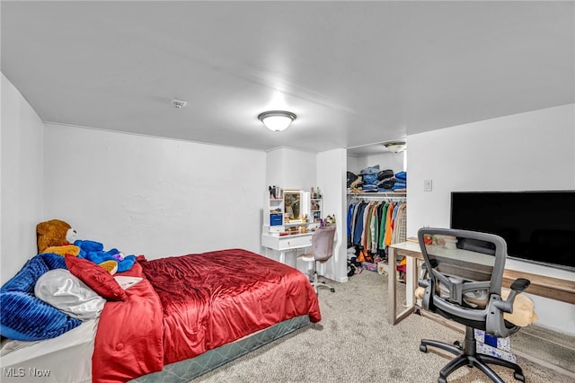 29100 Weber Ave, Wickliffe, OH 44092 - carpeted bedroom featuring a desk and a walk in closet