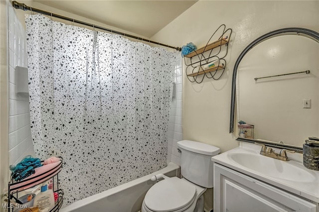 29100 Weber Ave, Wickliffe, OH 44092 - full bath with vanity and shower / tub combo