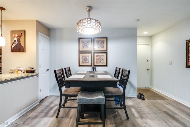 985 Canyon View Rd Unit 204C, Northfield, OH 44067 - dining area with wood finished floors and recessed lighting