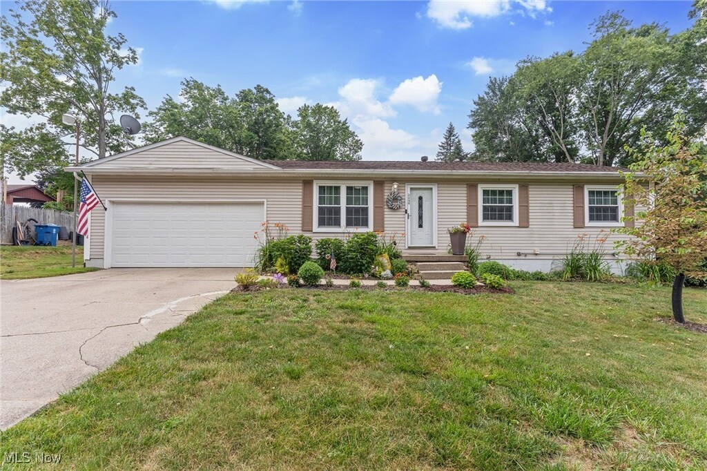 3486 Albrecht Ave, Akron, OH 44312 - photo 1