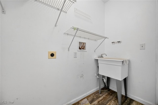 17639 Wildwood Ln, Cleveland, OH 44119 - photo 22