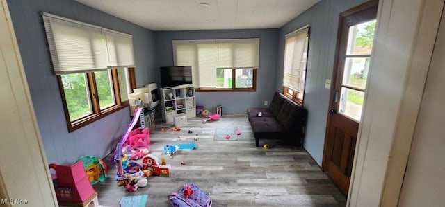 963 Chelston Rd, South Euclid, OH 44121 - rec room with wood finished floors and plenty of natural light