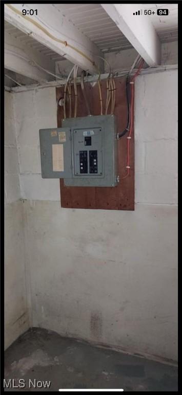 1405 Brandon Ave, Akron, OH 44305 - utilities with electric panel