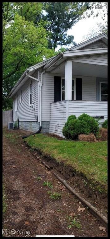 1405 Brandon Ave, Akron, OH 44305 - view of home's exterior with a porch