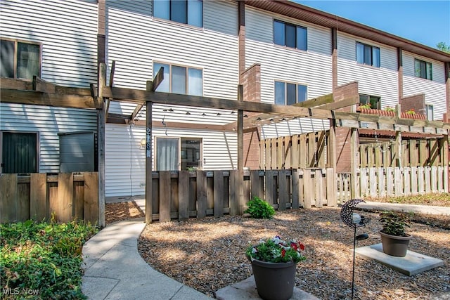 2262 Pine Top Ct Unit 31, Akron, OH 44319 - back of house