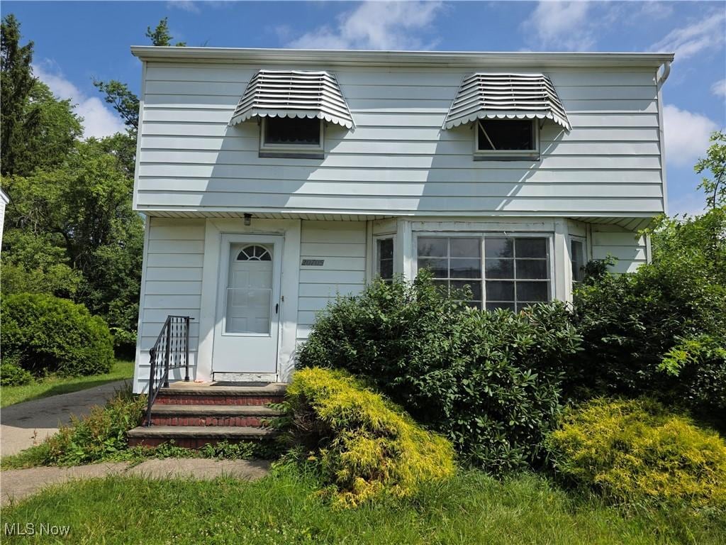 20705 Harvard Ave, Warrensville Heights, OH 44122 - photo 1