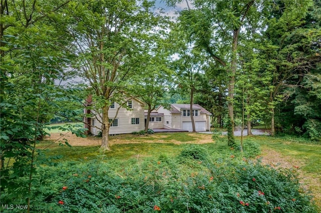 3695 S Hametown Rd, Norton, OH 44203 - view of green lawn