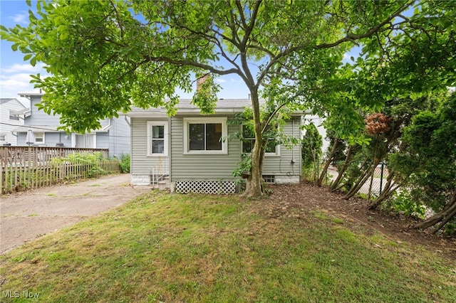 18830 Monterey Ave, Euclid, OH 44119 - rear view of house
