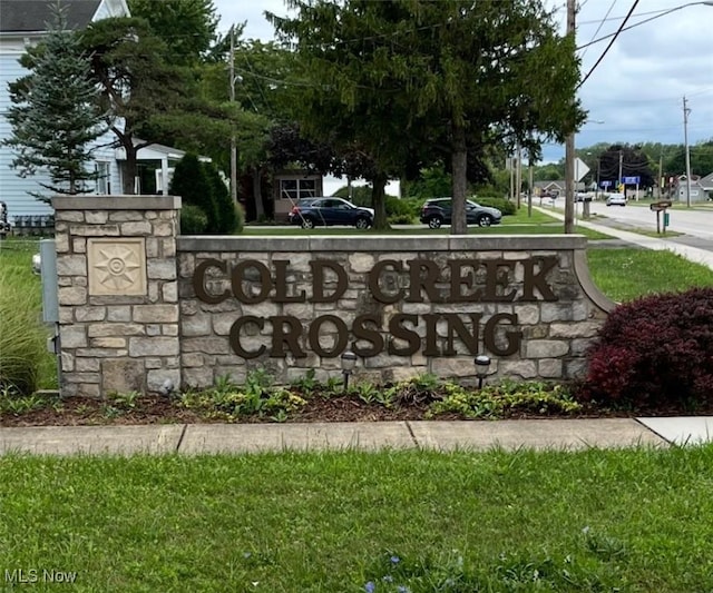 802 S Meadow Dr, Sandusky, OH 44870 - photo 2