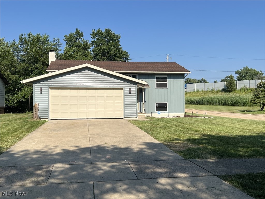 4911 Annette Pl, Warrensville Heights, OH 44128 - photo 1
