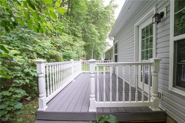 9111 Devonshire Dr, Olmsted Falls, OH 44138 - view of deck