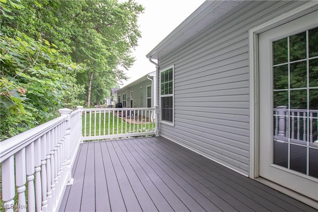 9111 Devonshire Dr, Olmsted Falls, OH 44138 - view of deck