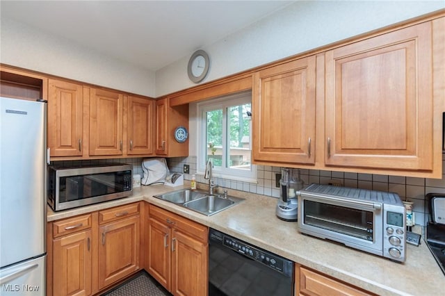5507 Meadow Wood Blvd, Lyndhurst, OH 44124 - photo 22