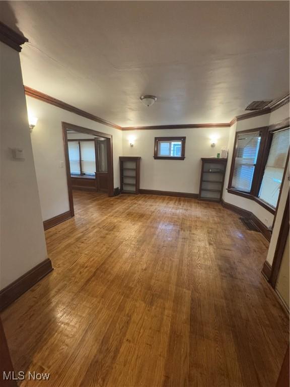 3038 E 130th St, Cleveland, OH 44120 - photo 3