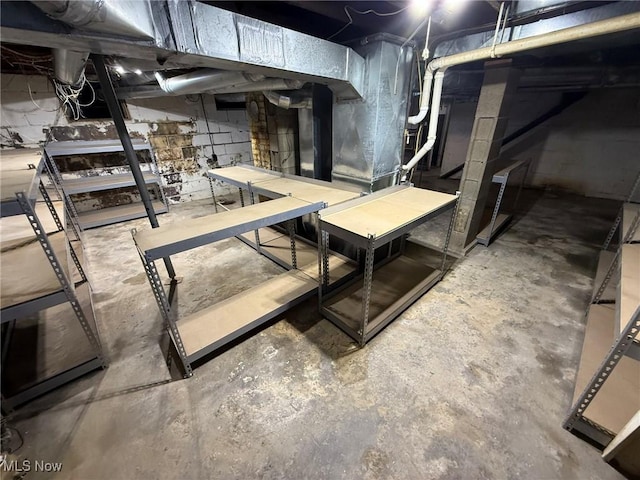1208 3rd St NW, New Philadelphia, OH 44663 - view of unfinished below grade area