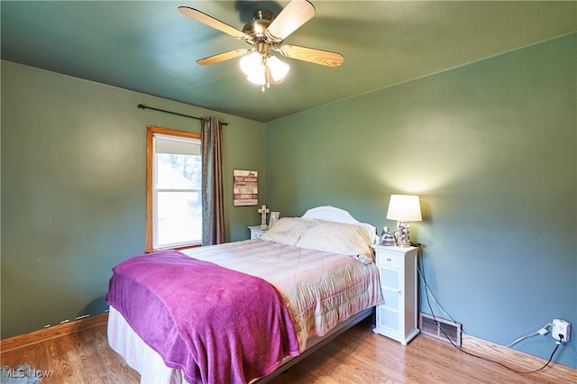 1433 Raleigh Blvd, Copley, OH 44321 - bedroom with wood finished floors and a ceiling fan