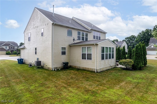 464 Marfa Cir, Copley, OH 44321 - rear view of property with a lawn