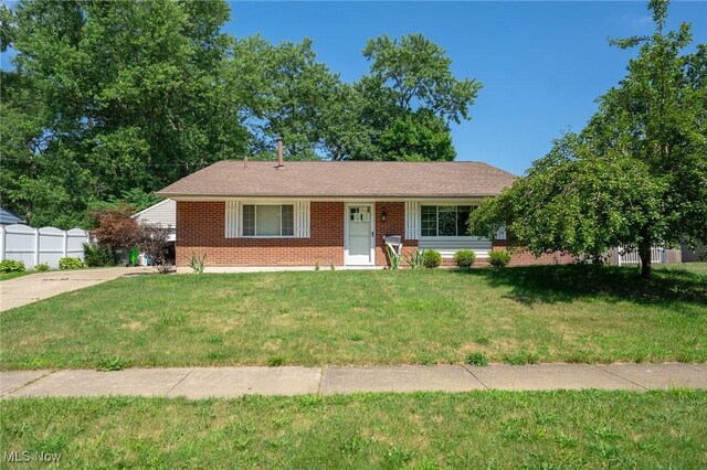 400 Cathy Dr, Munroe Falls, OH 44262 - photo 1