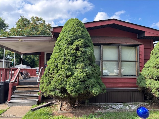 131 Coral Key Dr SE, New Philadelphia, OH 44643 - photo 1