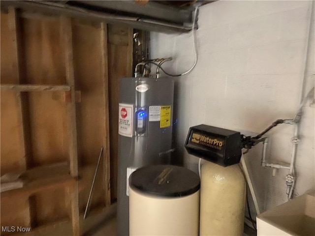 100 Crestview Dr, Newcomerstown, OH 43832 - utility room with electric water heater