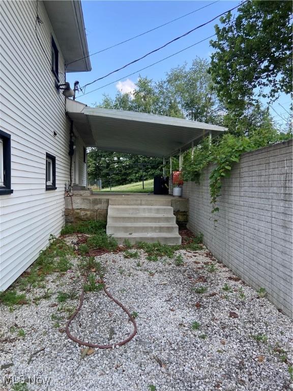 100 Crestview Dr, Newcomerstown, OH 43832 - view of yard