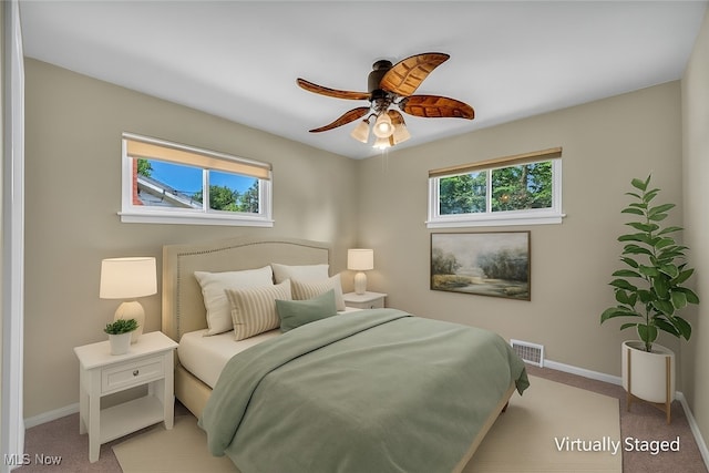 484 E 319th St, Willowick, OH 44095 - bedroom featuring carpet and a ceiling fan