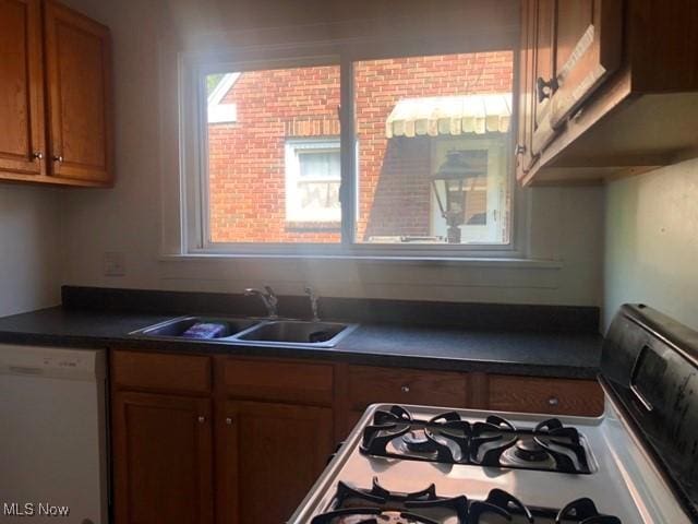 204 Beech Rd, Weirton, WV 26062 - photo 11