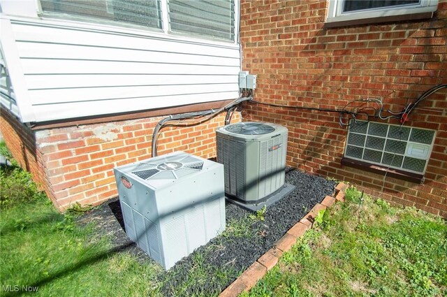 6474 Ridge Rd, Cleveland, OH 44129 - photo 38