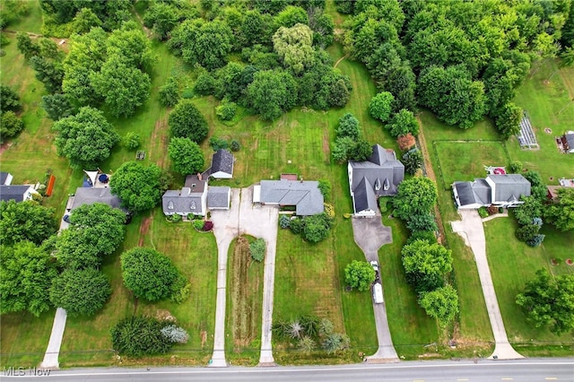 5121 Chillicothe Rd, Chagrin Falls, OH 44022 - photo 40