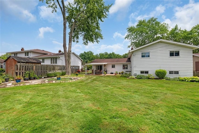 6122 Forest Ridge Dr, North Olmsted, OH 44070 - view of yard