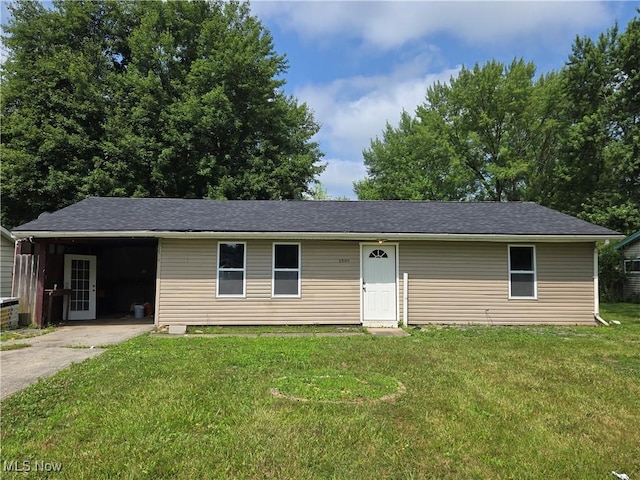 2500 Redgate Ln, Austintown, OH 44511 - single story home with a front lawn and concrete driveway